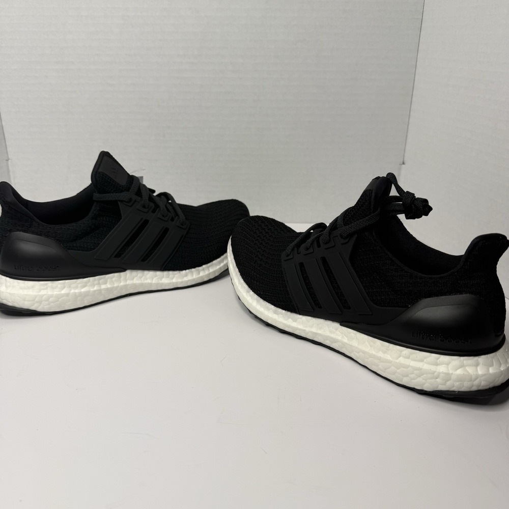 Adidas UltraBOOST W BB6149 Black White Running Shoes Womens 7.5 New Box - Picture 2 of 9